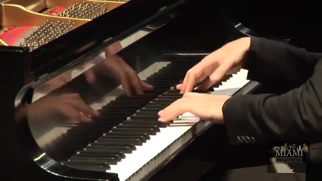 [图]舒曼 f小调第三钢琴奏鸣曲 作品14 R SCHUMANN PIANO SONATA IN F MINOR AMIR KATZ