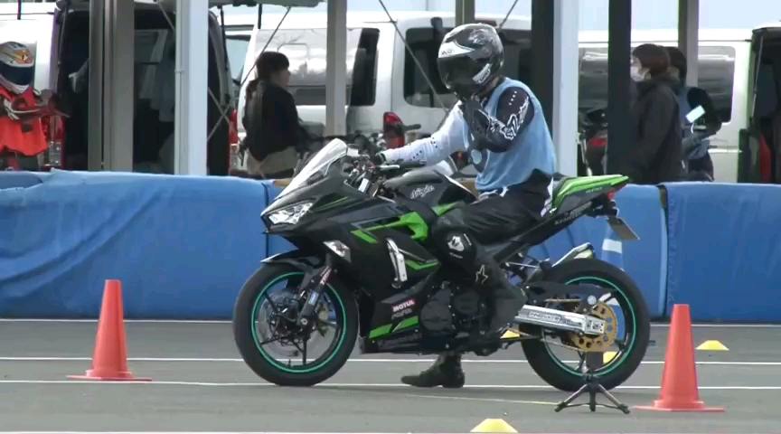 【搬运】Ohs选手(大桥仁):Ninja400哔哩哔哩bilibili