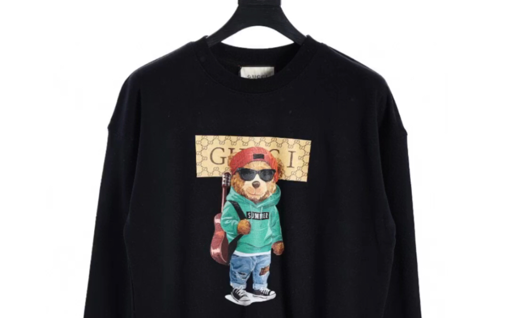 说一下高仿gucci古驰22ss秋冬新款 吉他熊印花 短袖