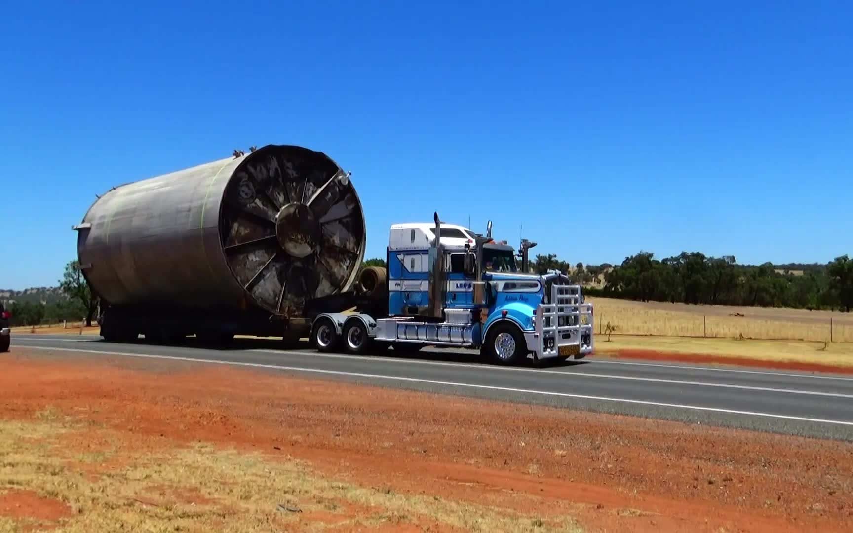 【澳大利亚】lees transport mack superliner & ke