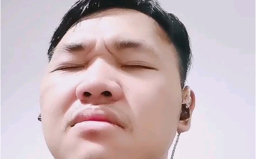 地铁老爷爷出没