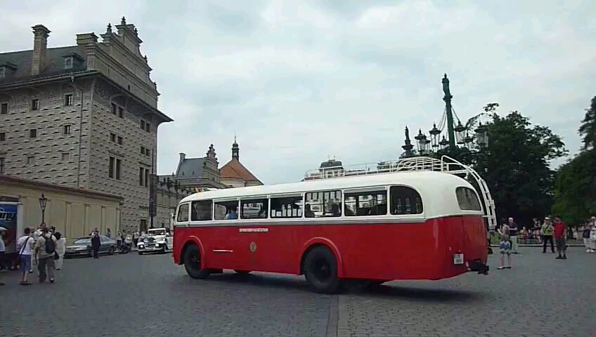 捷克斯柯达706ro