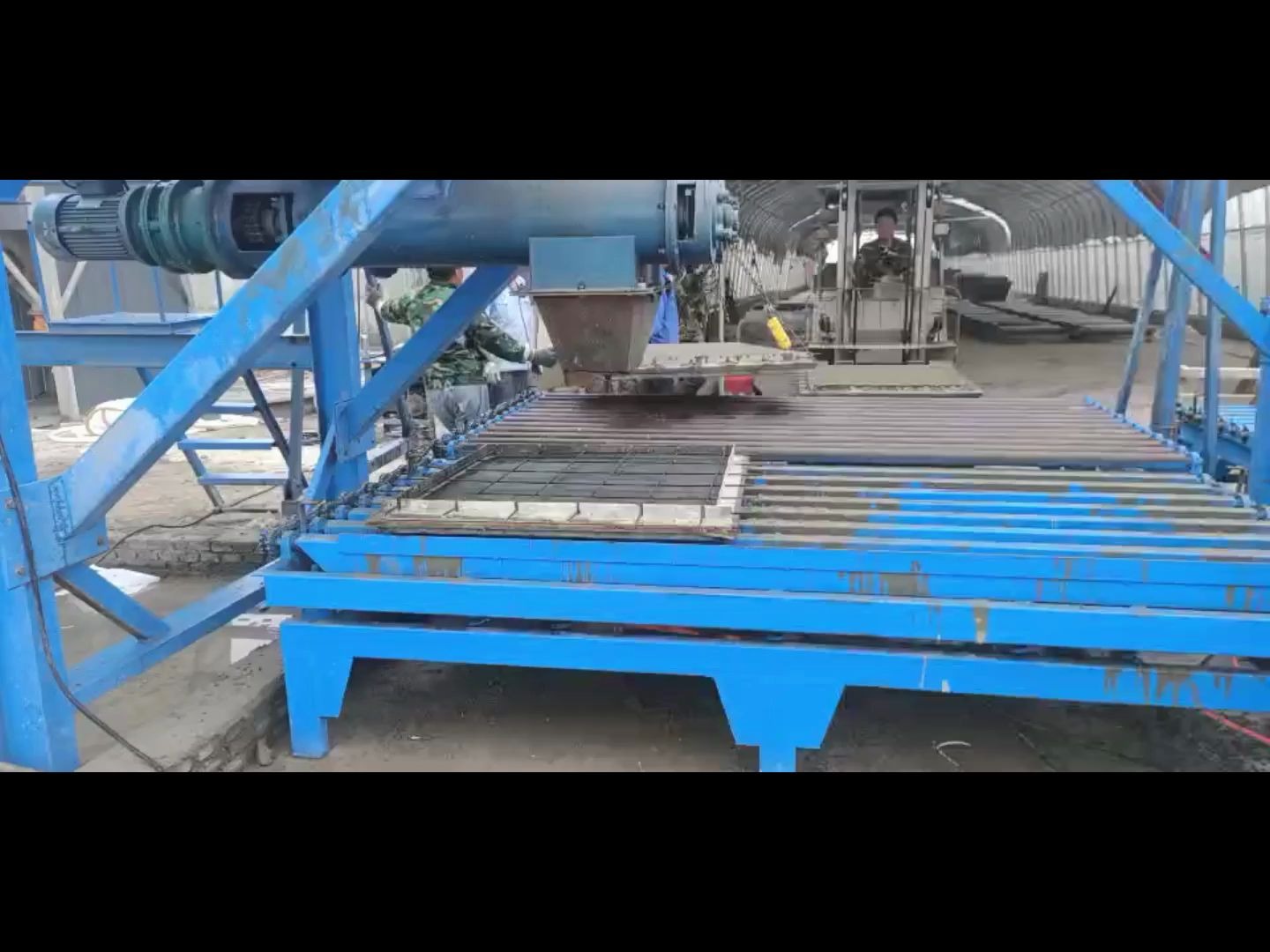 小型预制构件生产线,预制件布料机,水泥混凝土预制件生产设备