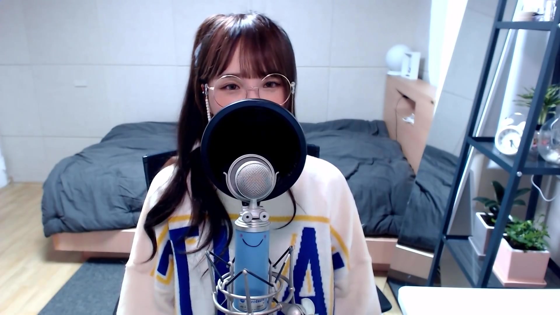 【live】_李恩地_boy with luv_哔哩哔哩 (゜-゜)つロ 干杯~-bilibili