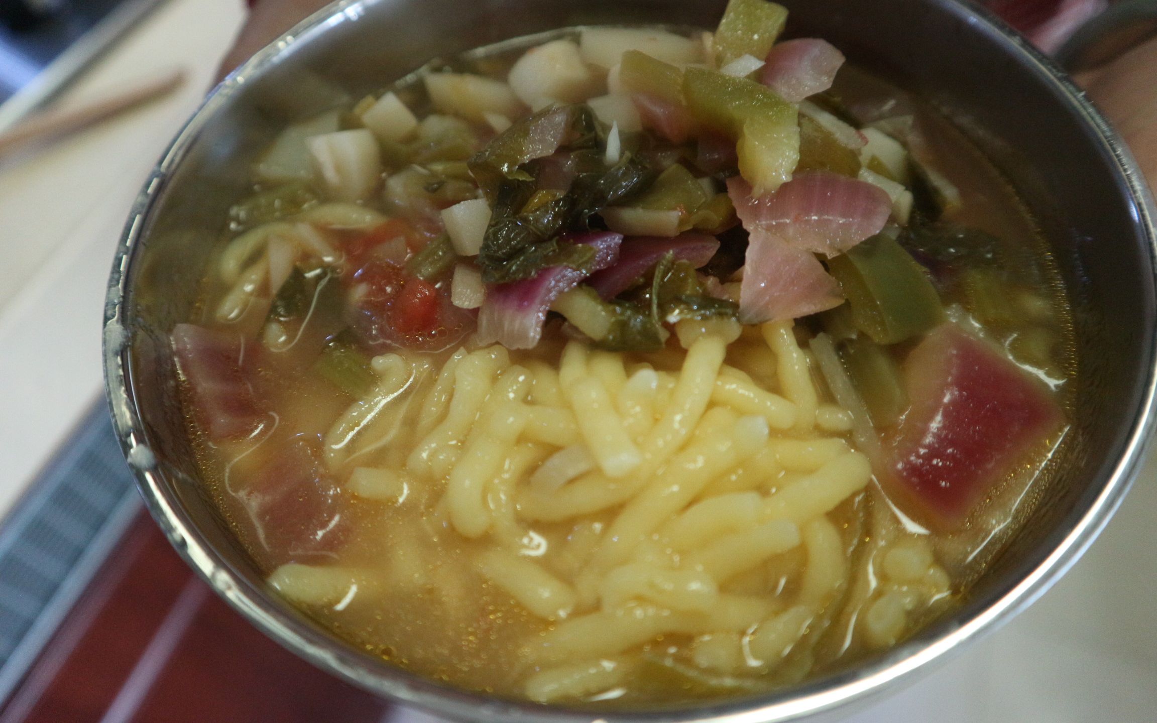 老祁做山西特色美食,酸菜抿圪斗,清淡爽口,吃上一碗开胃又满足