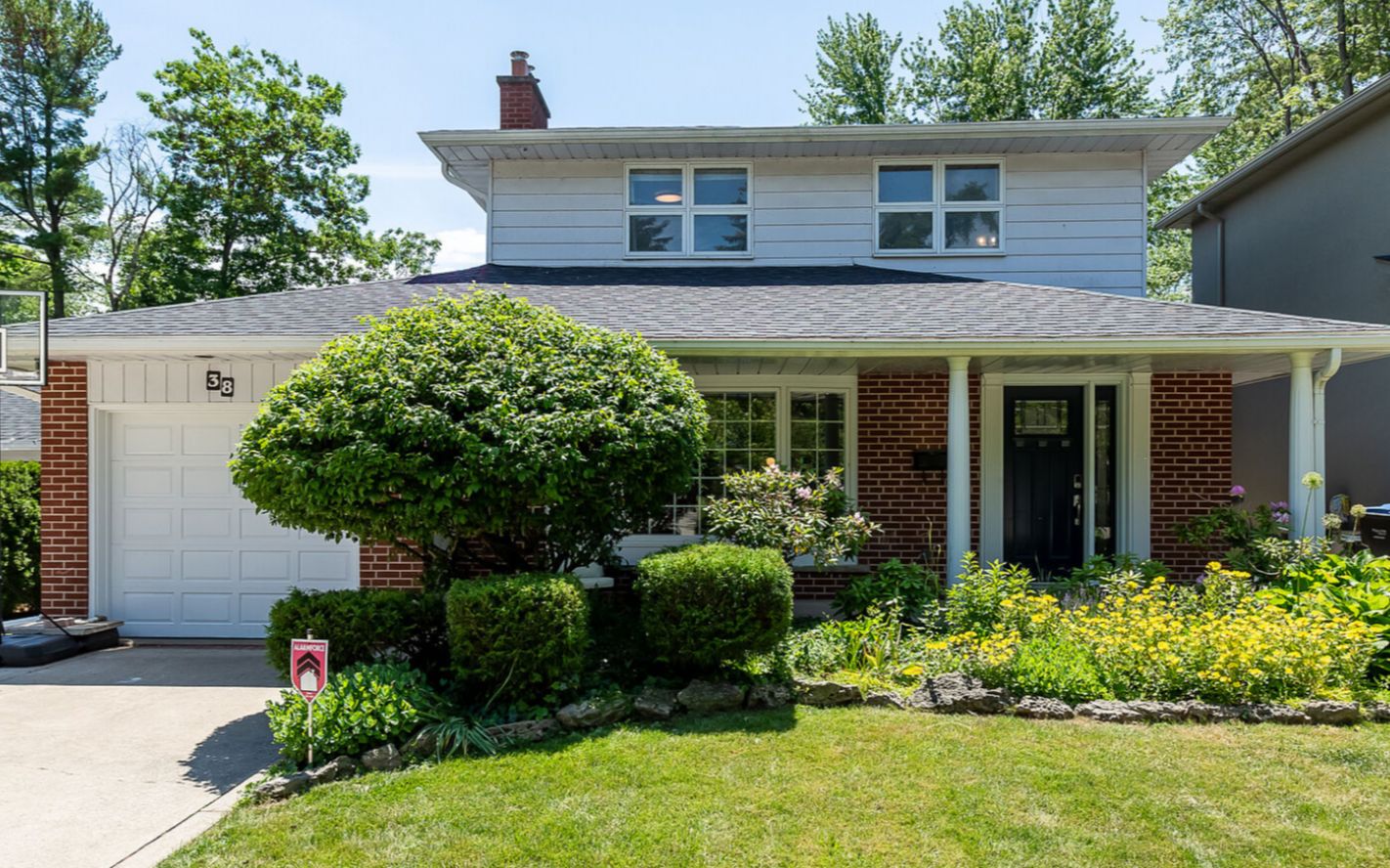 【美屋欣赏】加拿大一栋带庭院的美丽小屋38 ben machree drive, miss