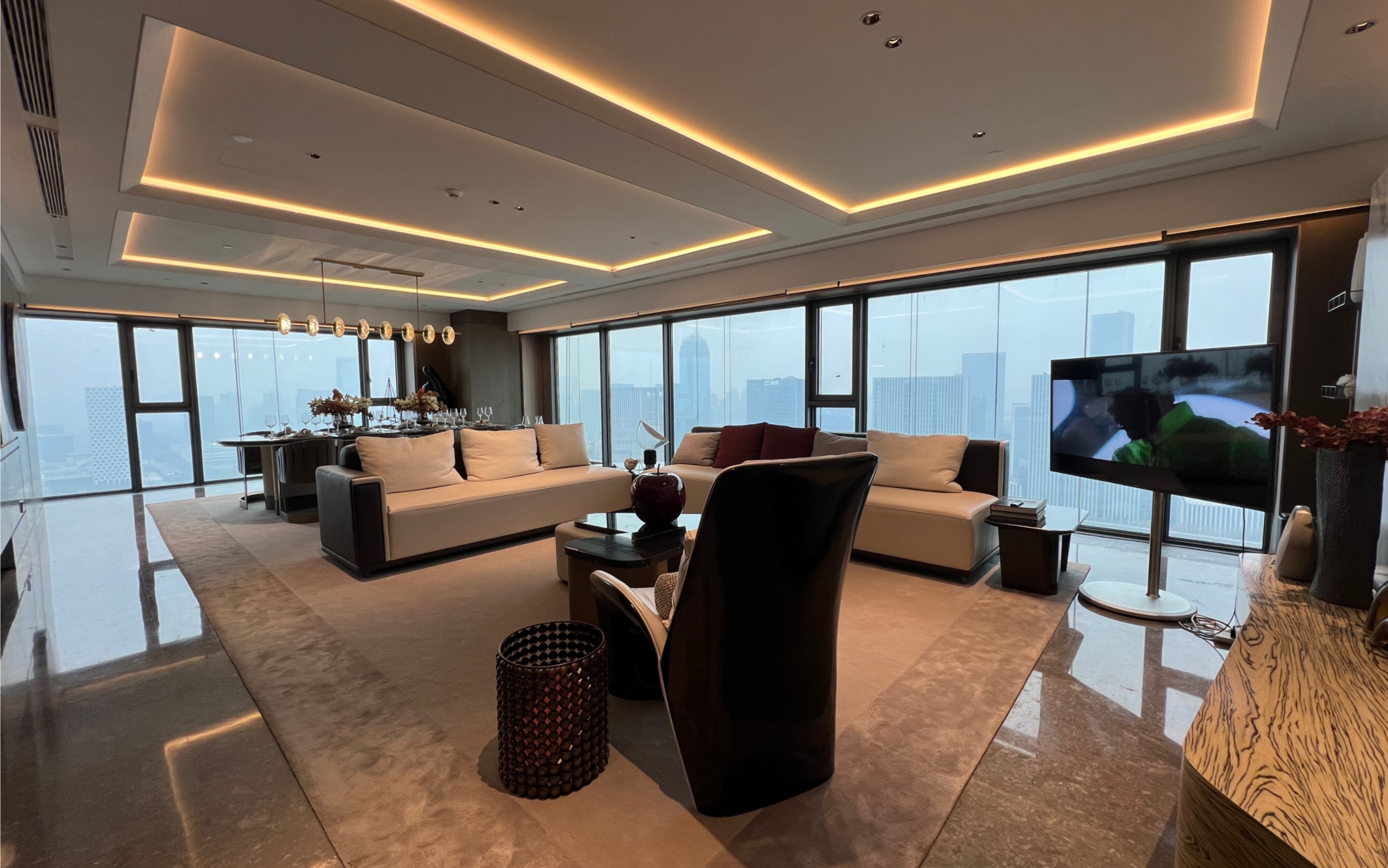 杭州300方大平层,现代简约,边套双面落地采光