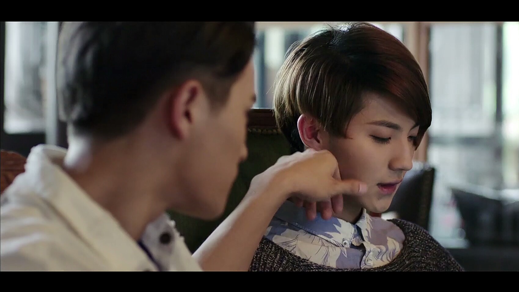 【李真真×彭泽】摸我大腿干啥!(296255^625529)