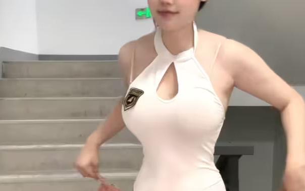 户外任务🎁_遥控器都快摁冒烟了🎮🎭户外走一走🏆蝴蝶放飞任务好害羞怎么办🎮7o4r