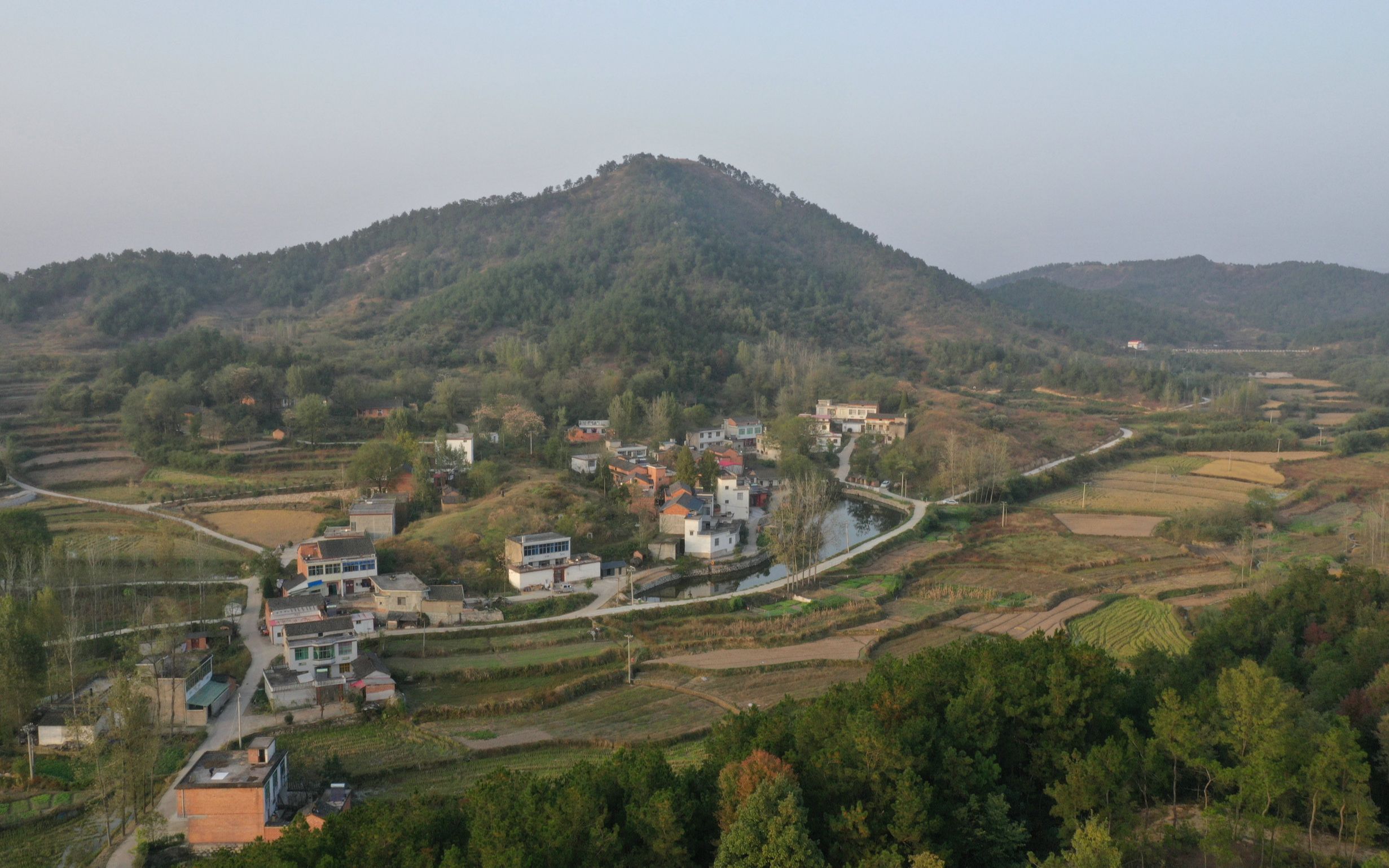 癸山丁兼子午,蒋进士祖坟风水,王君植风水大师航拍确实是风水宝地哔哩哔哩bilibili