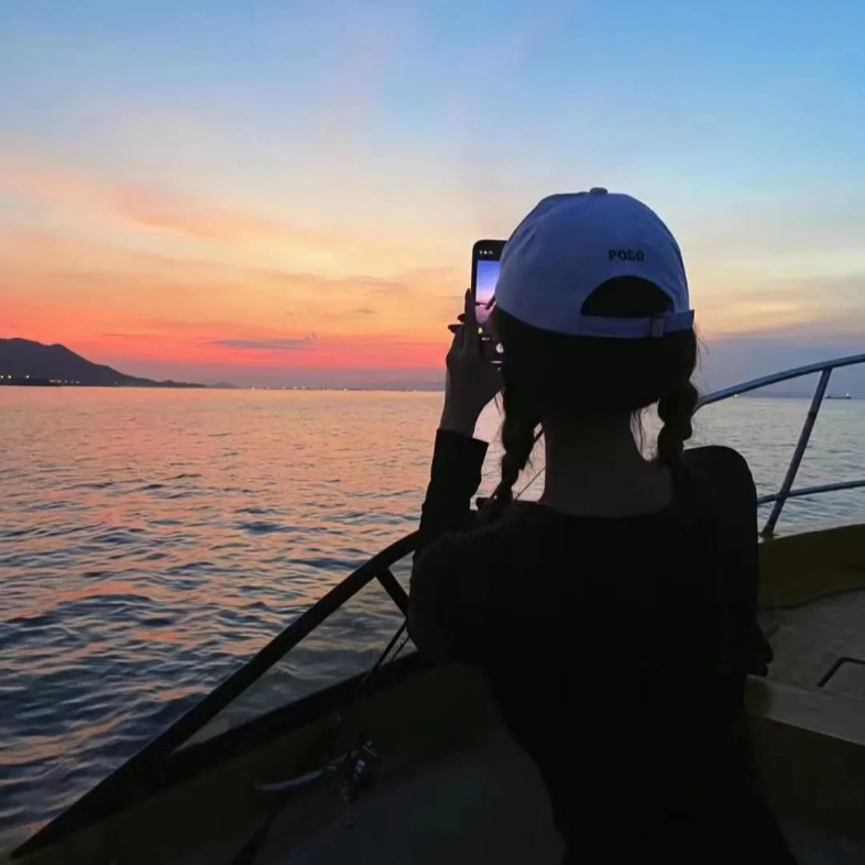 意境女头,青春,个性.