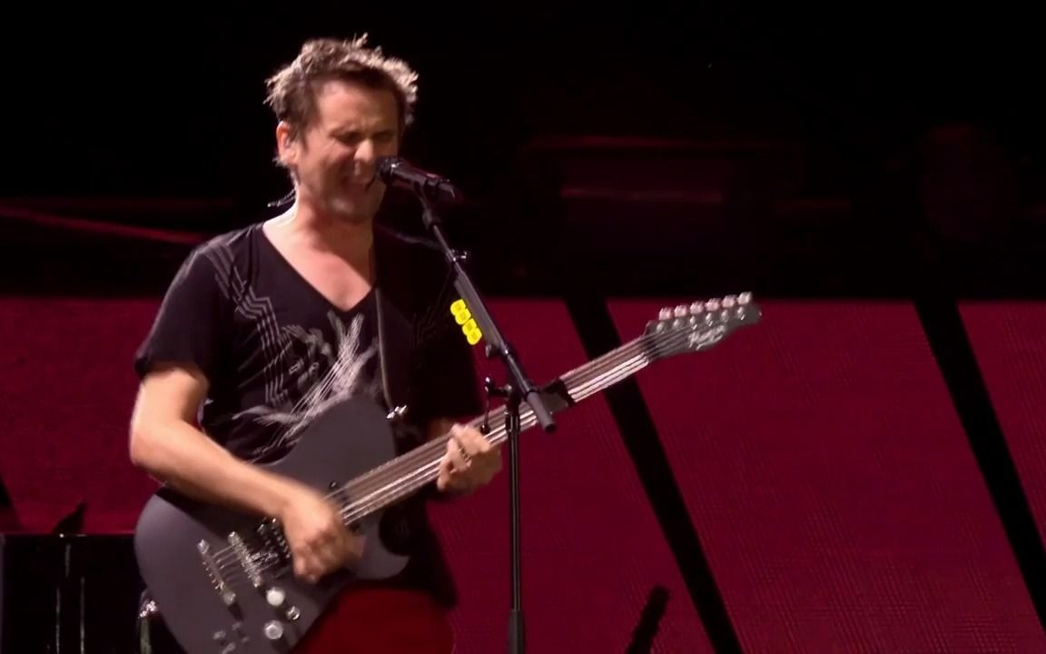 [图]Muse - Time Is Running Out (Live At Rome Olympic Stadium 2013)