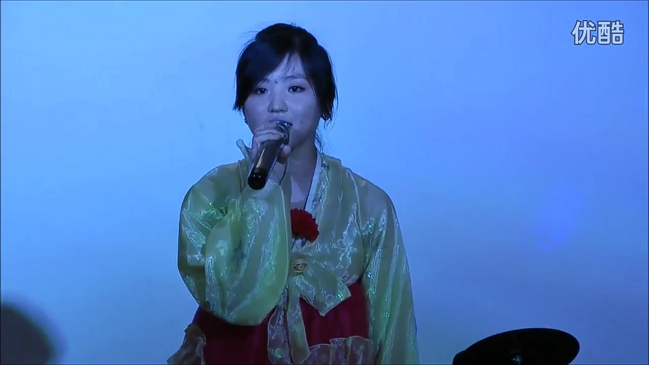 朝鲜美女唱中国歌  小薇_超清