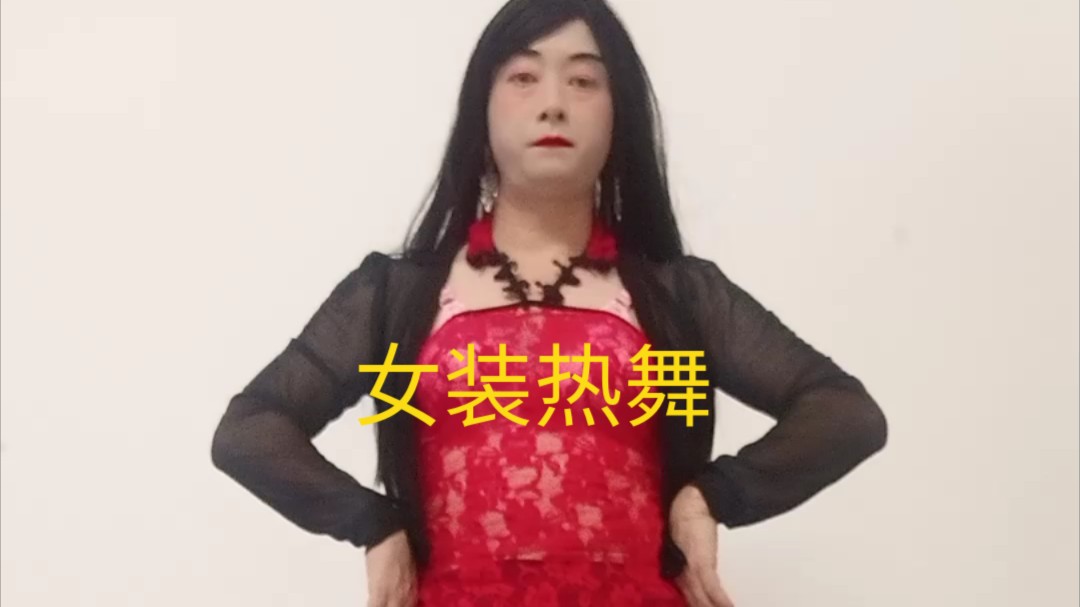 女装大佬文案图片