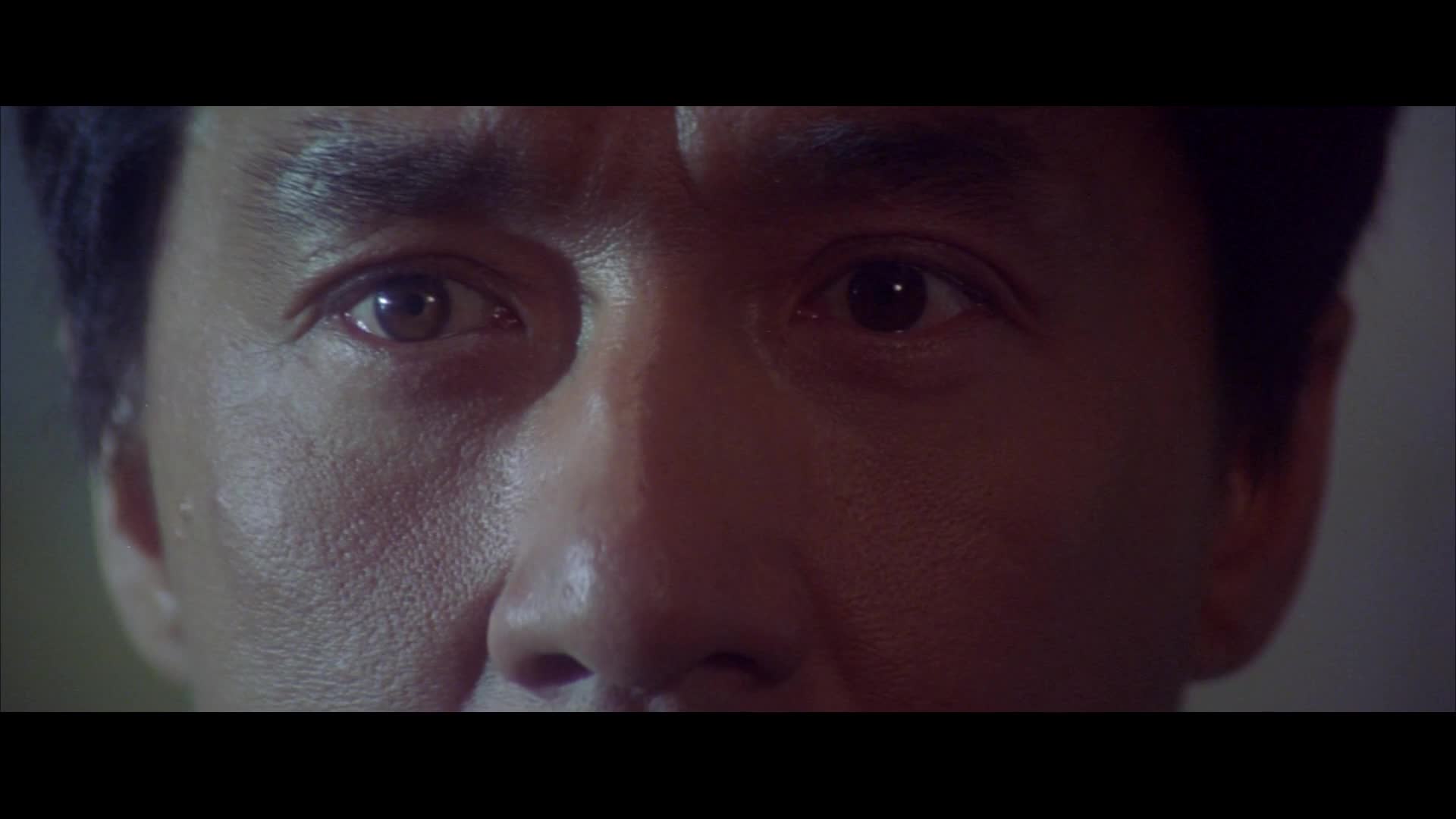 活动作品我是谁成龙戴手铐怎么逃脱