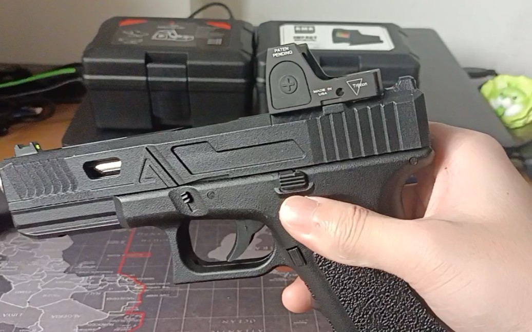 正三泰q1搭配rmr 不可发射模型玩具