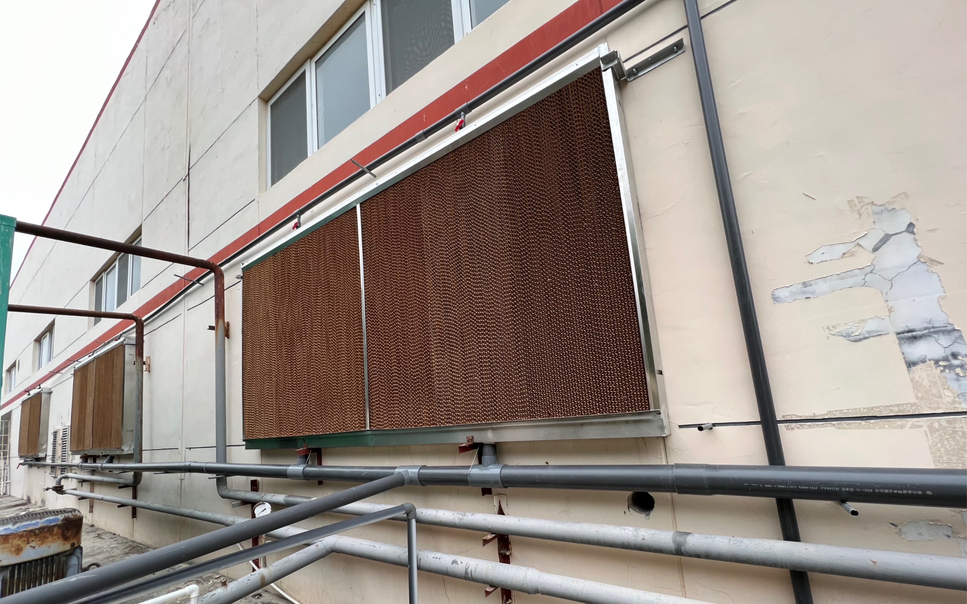 工业厂房散热降温系统水蒸发湿帘墙恒爽达车间降温水帘