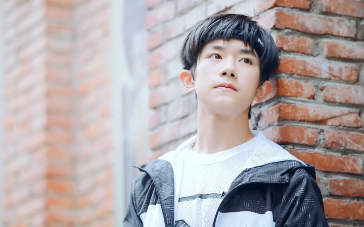 【易烊千玺】TFBOYS观察日记02 易烊千玺单人cut哔哩哔哩bilibili