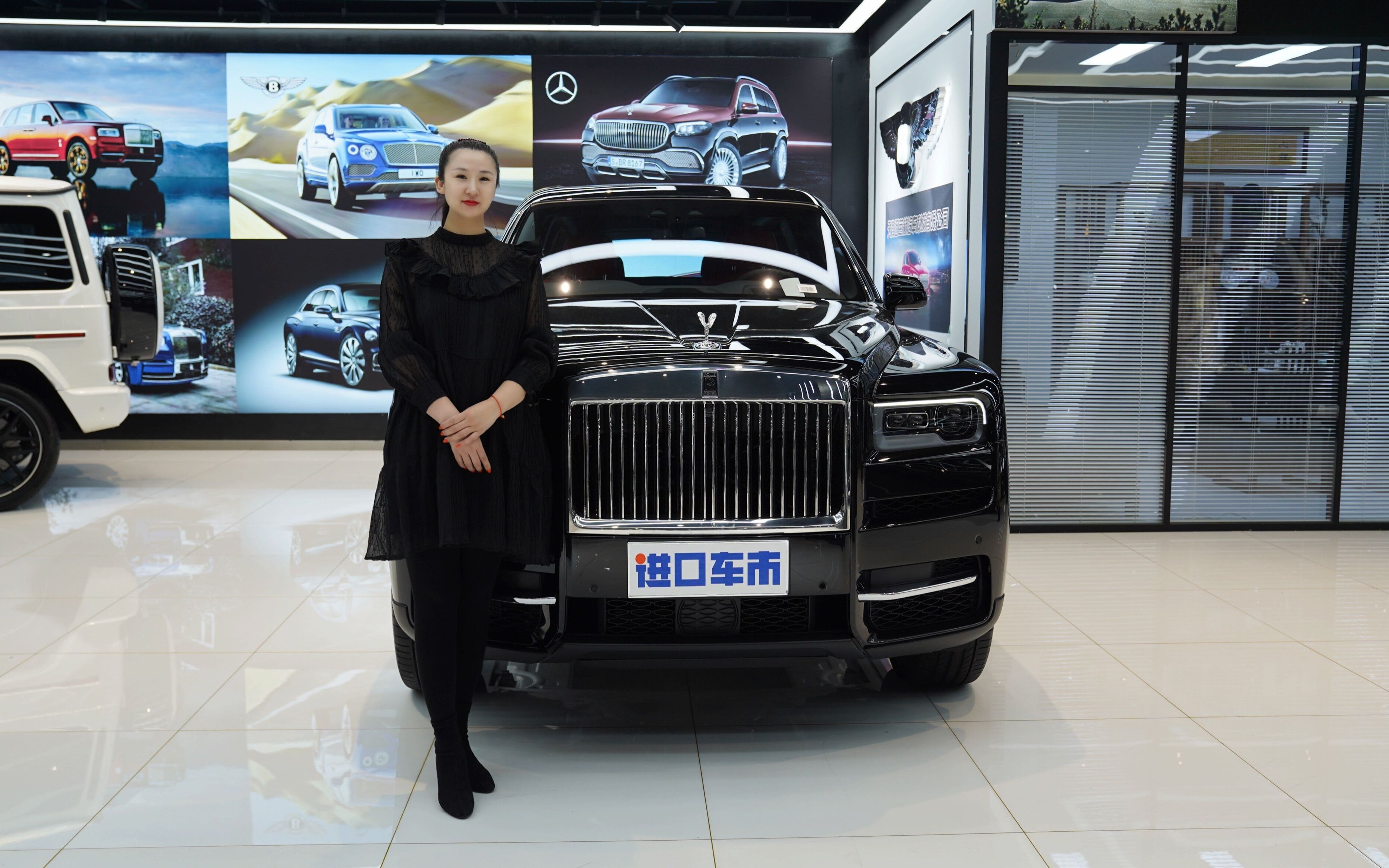 全球最贵最豪华的suv之一,劳斯莱斯库里南现车实拍