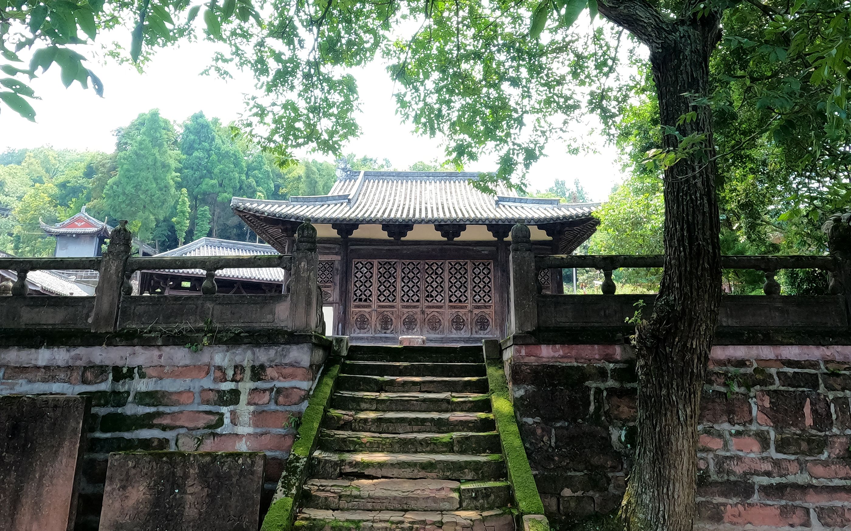 [图]四川邛崃超级冷门圣地，1200年珍品让人震撼，空山寂静游人绝迹！