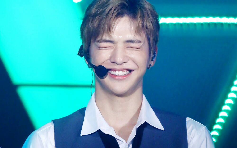 【姜丹尼尔】甜桃上线请接收～180821微笑演唱会姜丹尼尔focus