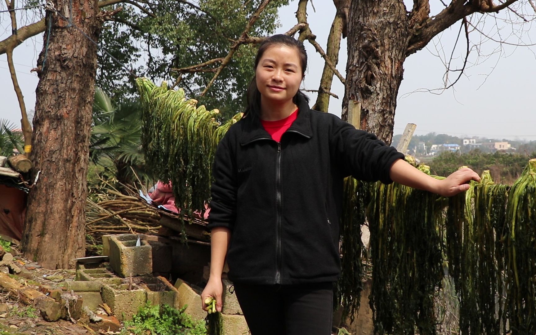 30岁农村穷屌丝唱出心声,泪点低的禁听《家中没老婆没人问候》_哔哩