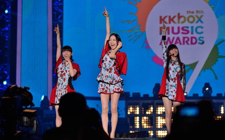 【Perfume】台湾KKBOX Music Awards表演 服装超美!哔哩哔哩bilibili