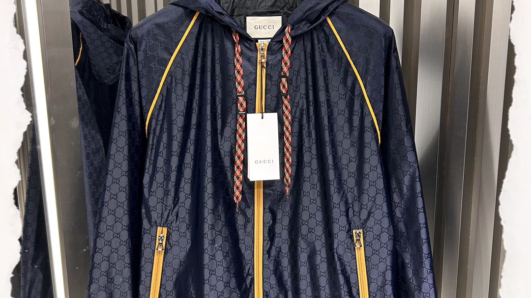 说一下高仿versace范思哲长袖衬衫,过验级别