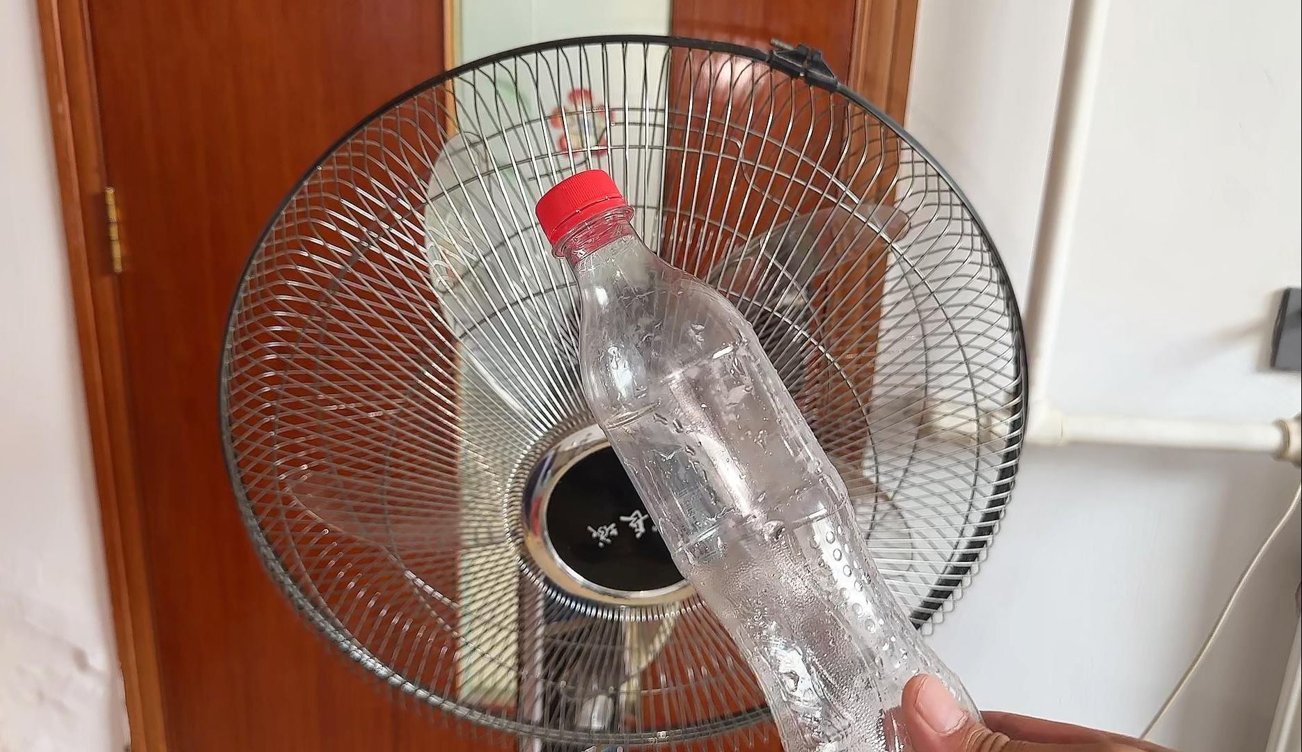 矿泉水瓶空调原理图片