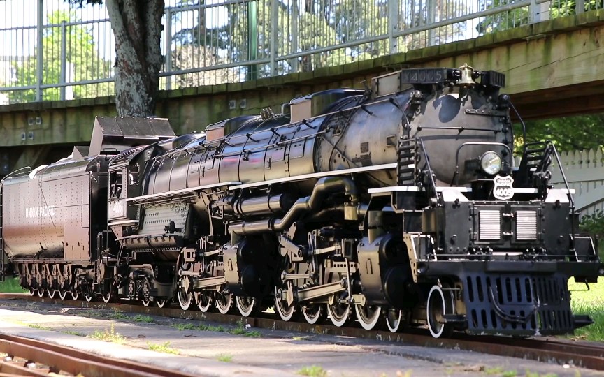 新西兰大男孩bigboy 蒸汽机车大比例模型_哔哩哔哩_bilibili