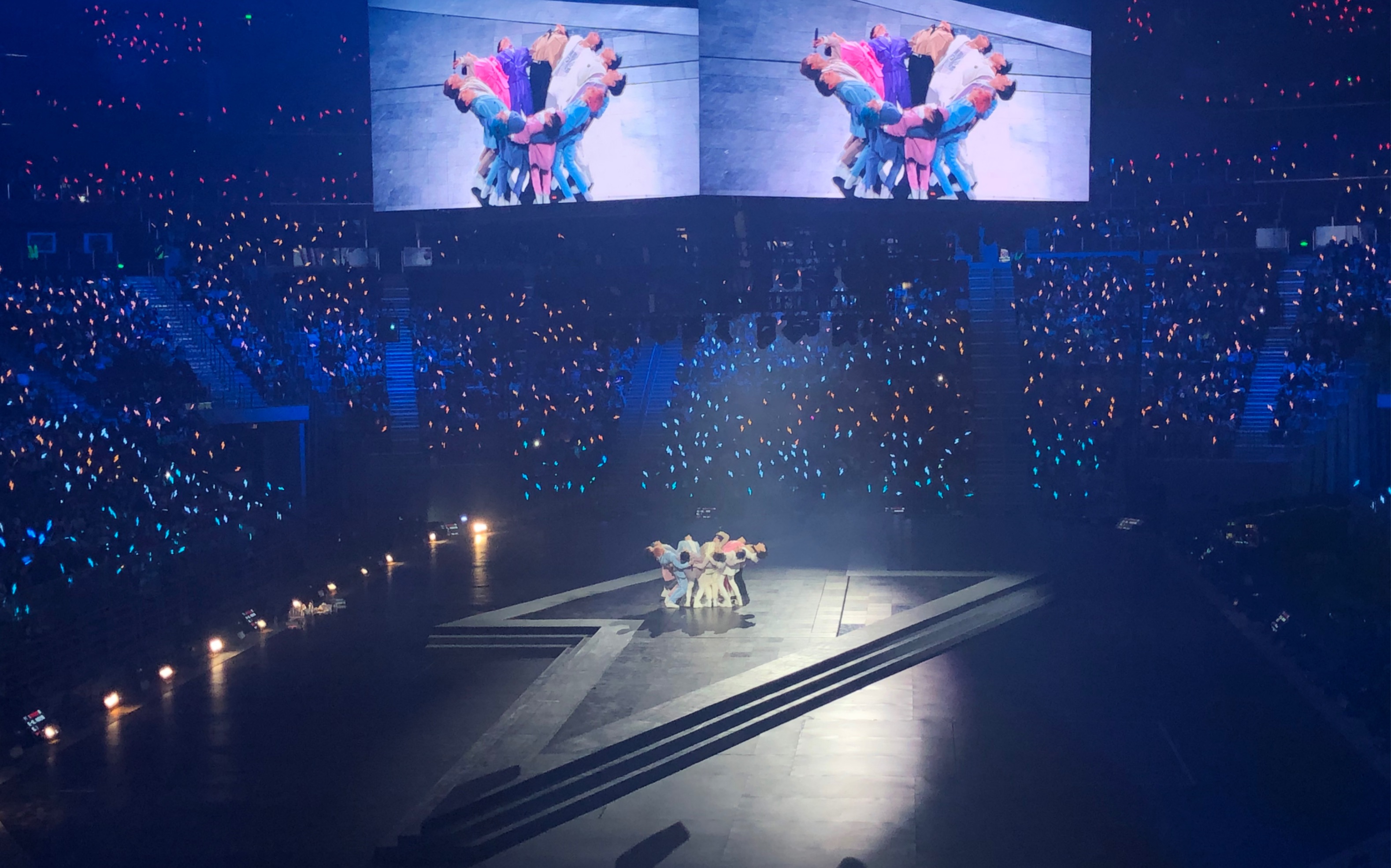 活动  【r1se演唱会重庆场】