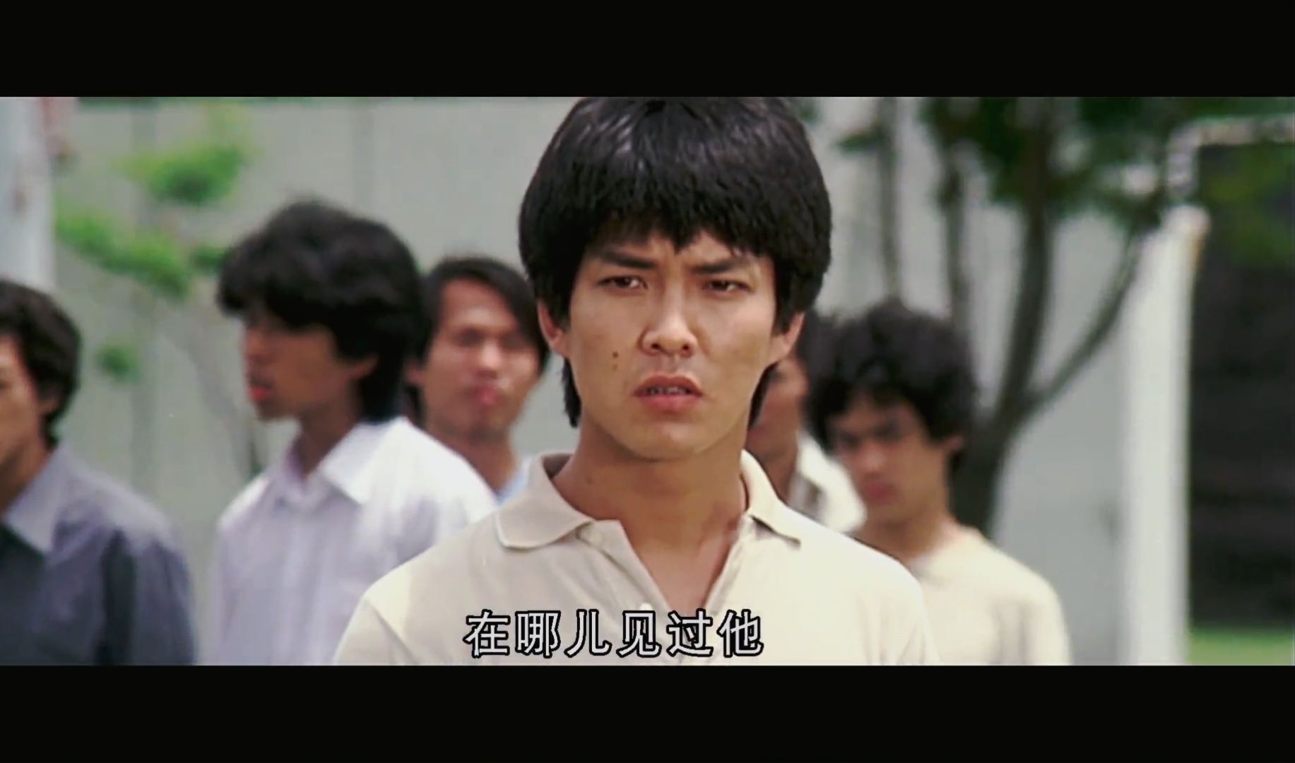 波牛:乡下小伙腿功了得,上演功夫足球,轻松吊打球王,精彩!