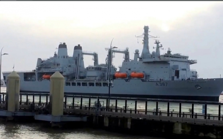 【皇家海军】英维罗利亚堡号(RFA Fort Victoria)综合补给舰停靠利物浦哔哩哔哩bilibili