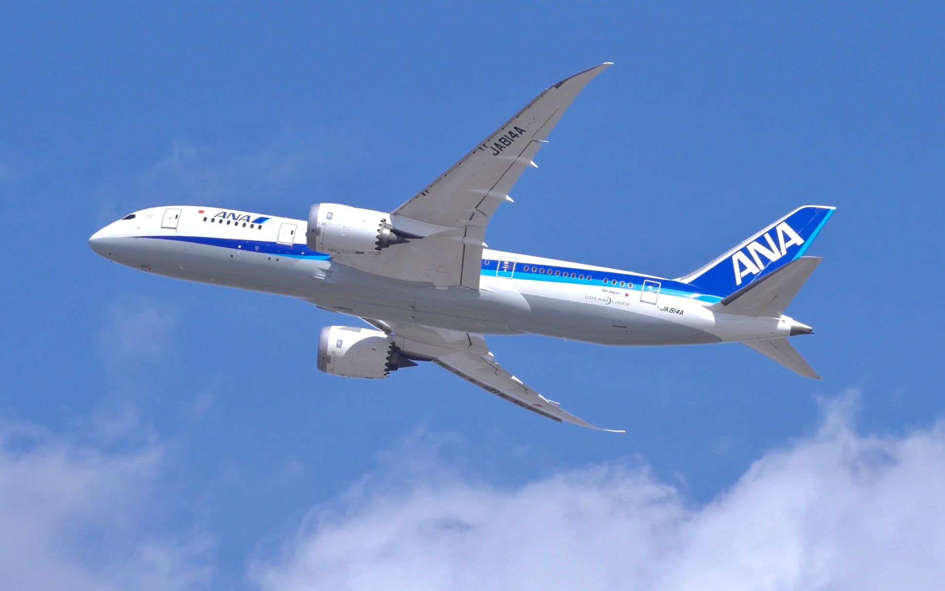 pek全日空tomodachi朋友小彩绘b788ja814a首都机场降落起飞