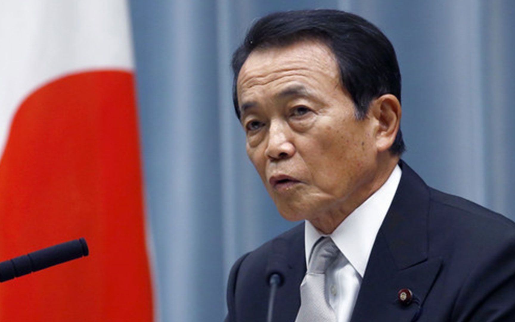 语出惊人!日本副首相称核废水能喝,网友讽:自己先喝了再说