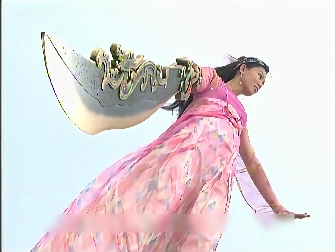 王盘山扬刀立威大会,金毛狮王成为搅局者#倚天屠龙记