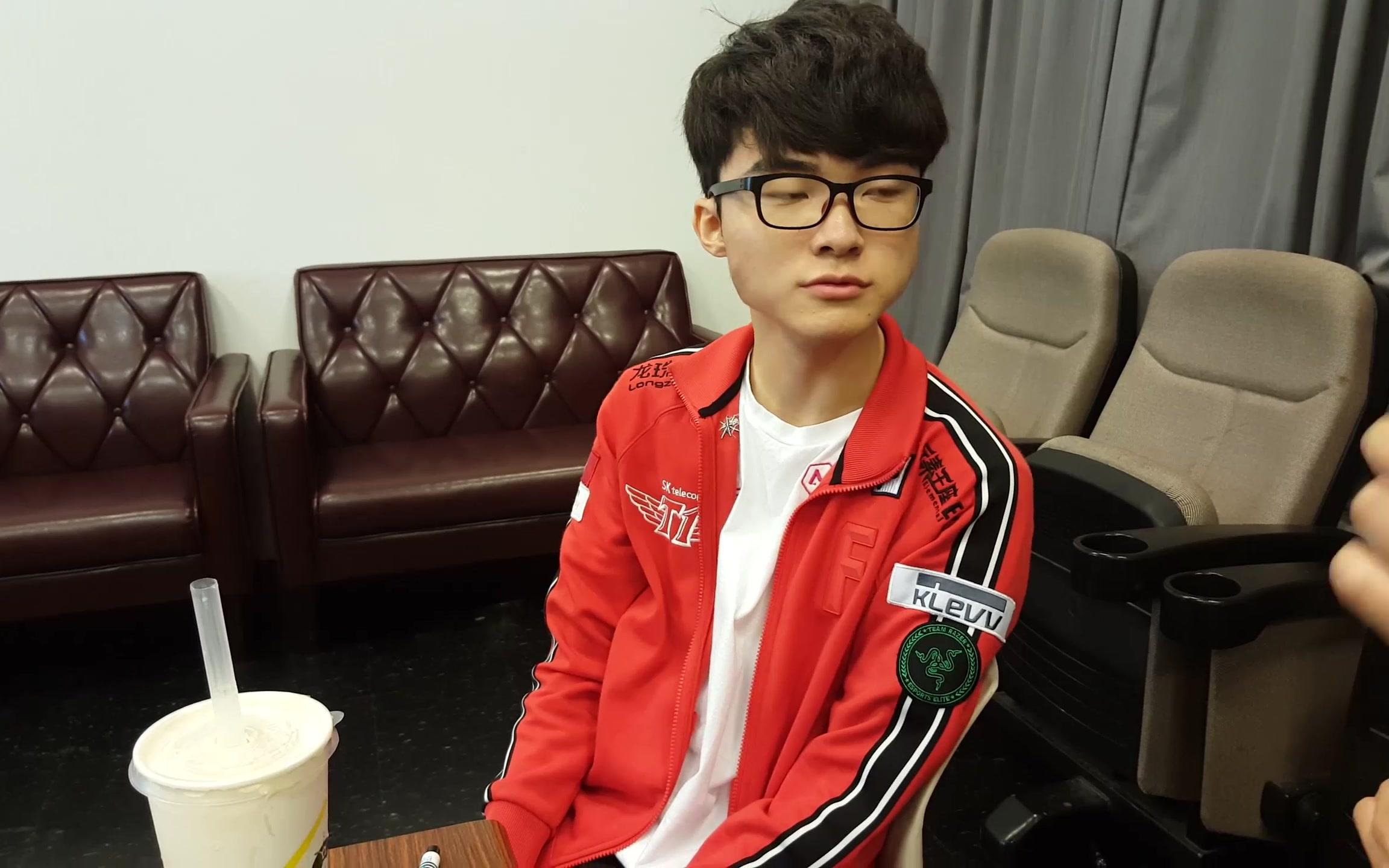 【faker】人生第一次喝珍珠奶茶两倍速