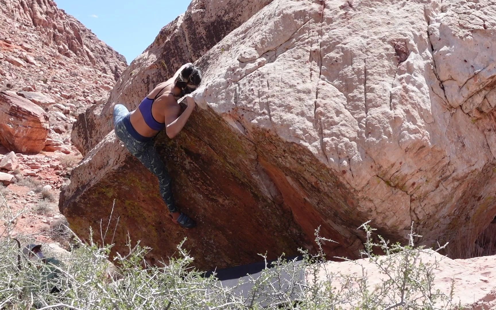 [攀岩|抱石] a day in RED ROCK! ️moderate & easy climbs in the Kraft Boulders (V26)哔哩哔哩bilibili