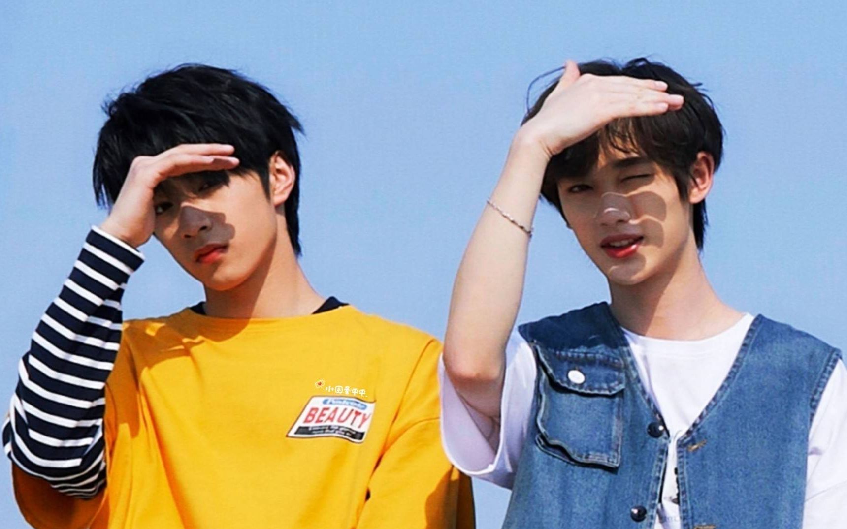 文鑫完年控制欲借位吻打屁股踩脚脚闻脖子牵手手摸大腿吃醋丁日常后背