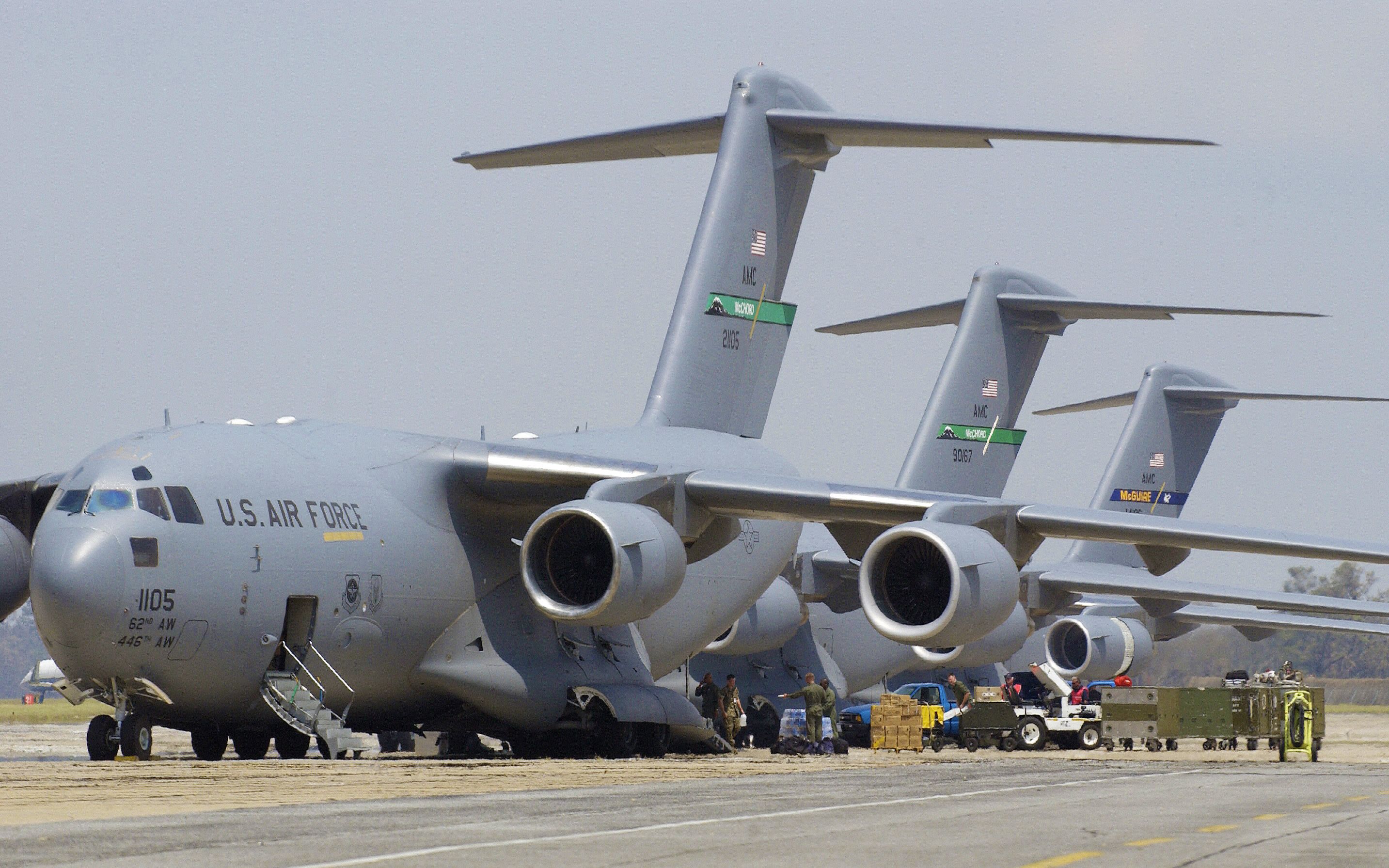c-17"环球霸王iii"驾驶舱视角飞行