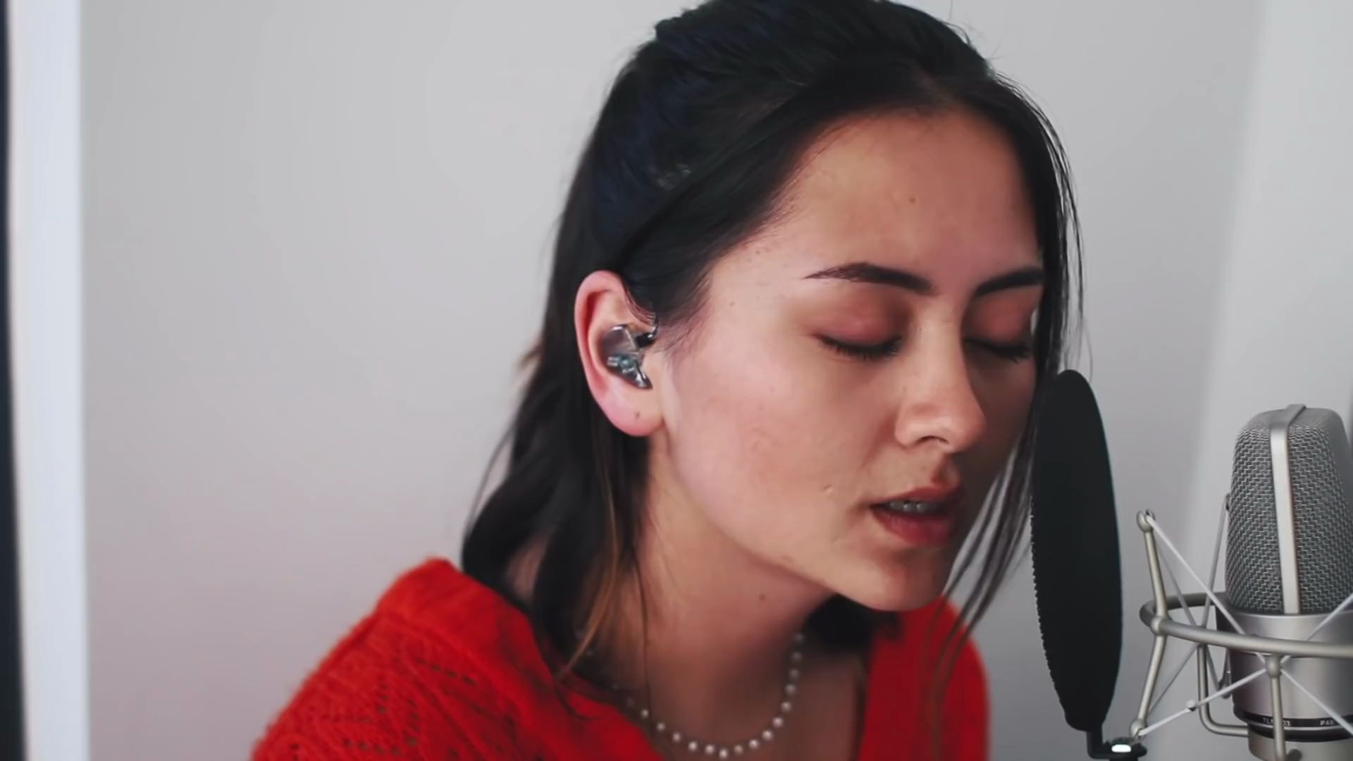 中英混血创作歌手jasminethompson新作