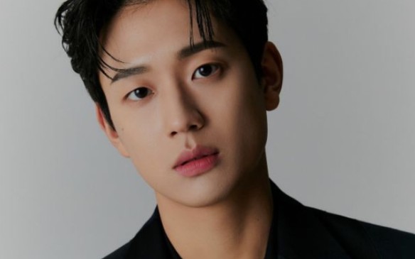 申炫承人在韩国中国的梗一个都不落下官方汉字名字