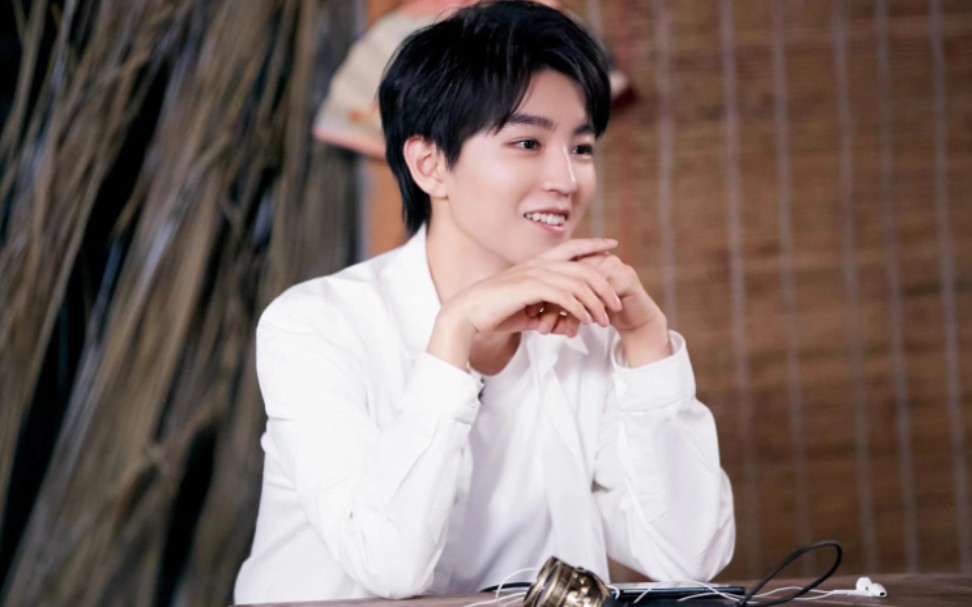 王俊凯Ιl高甜电竞小甜豆20出关后的凯凯简直甜到我的心巴上了