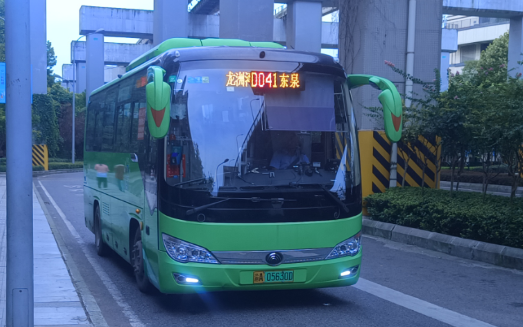 重庆公交加速pov26:重庆公交d041路东泉客运站→樵坪米业全程第一视角