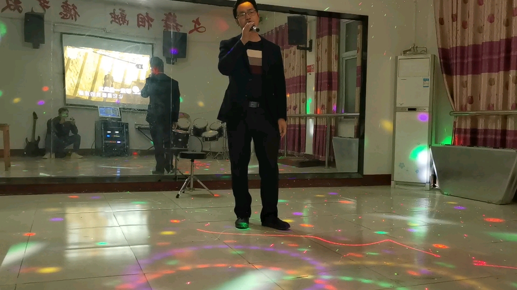 [图]《涛声依旧》演情演唱