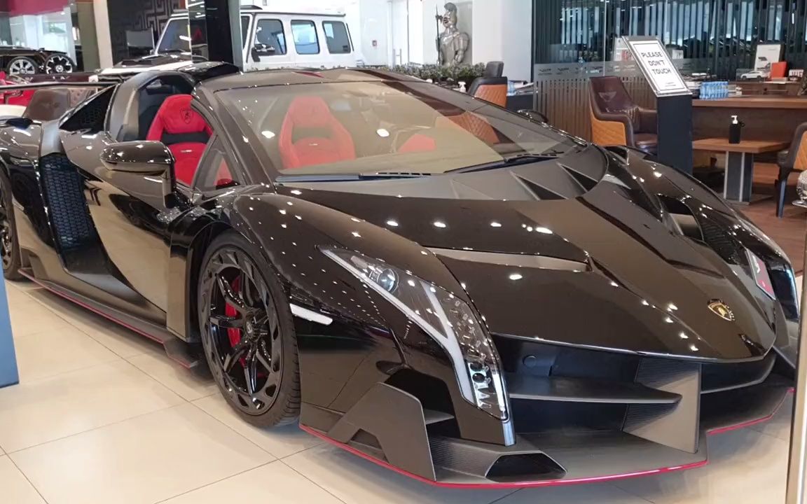 跑车鉴赏实拍2022款兰博基尼毒药roadster太漂亮了