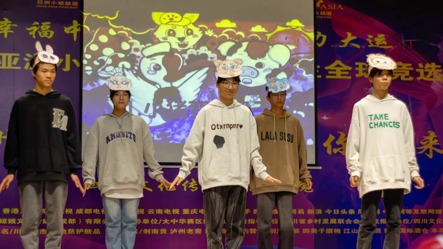 教室文传的学生学习如何用温柔的方式引导孩子,证明了这个专业的美好