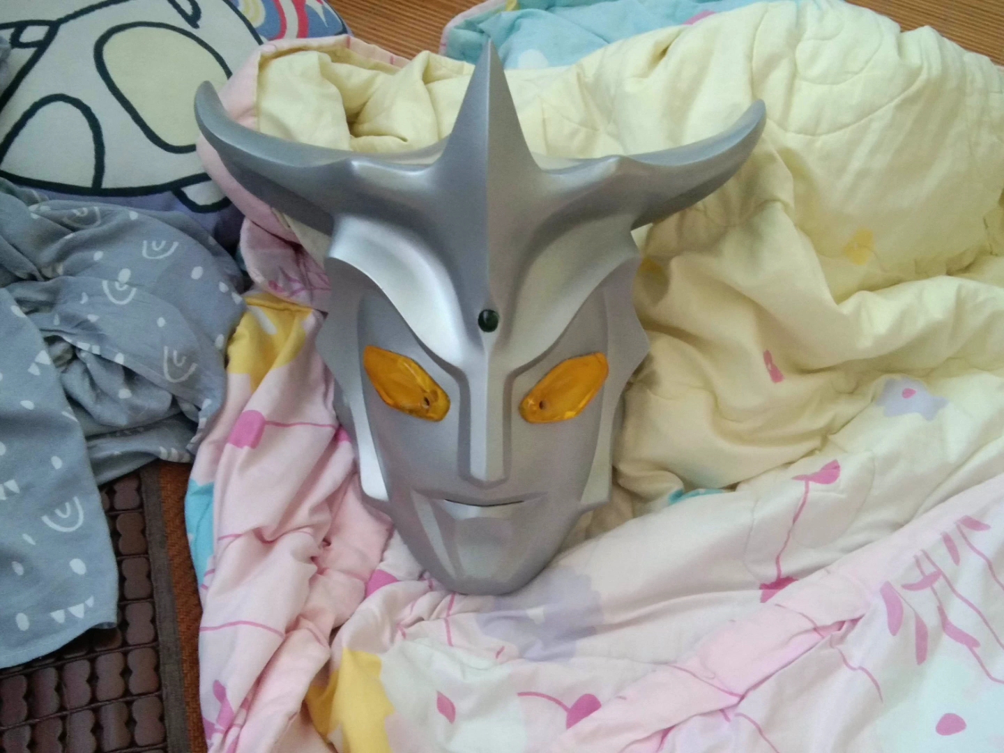 还原昭和1974年雷欧奥特曼tv皮套道具不对称头盔,个人爱好自制无任何