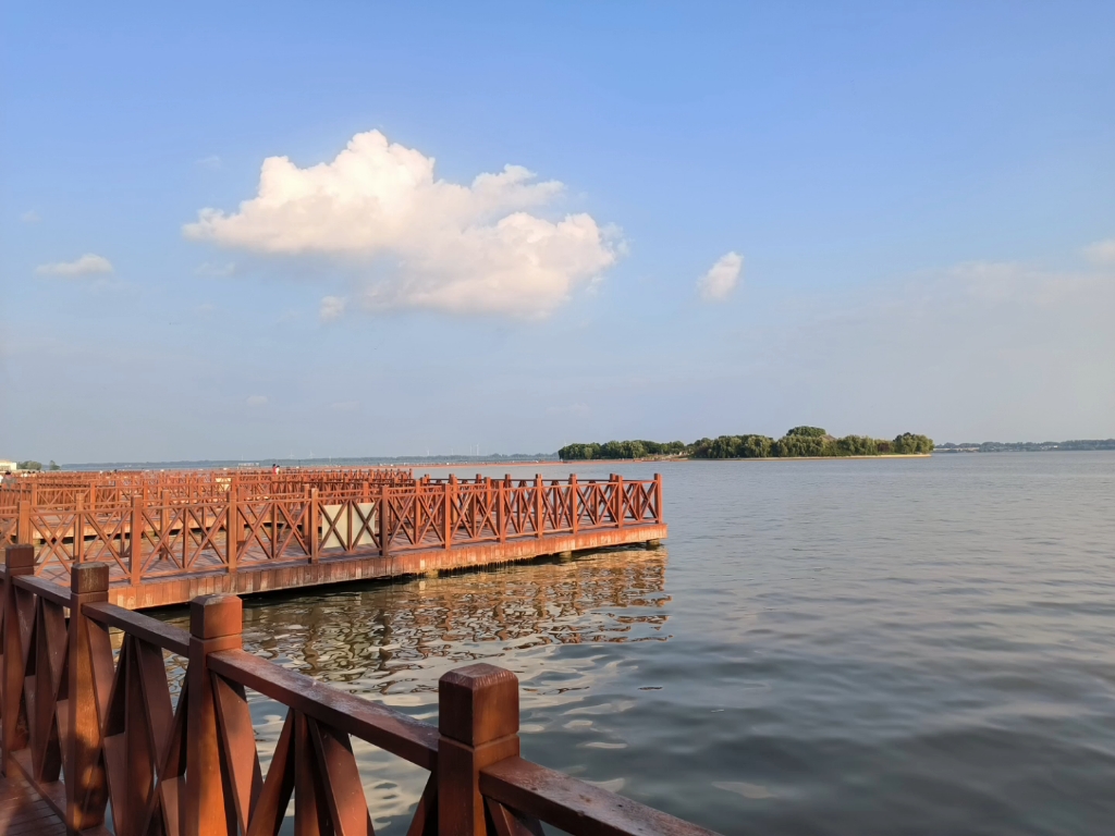 单县浮龙湖美景