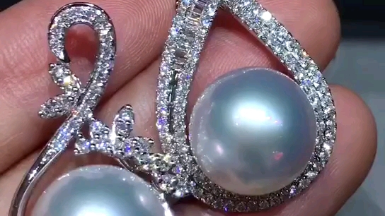 新品珍珠脱碎钻而出系列 pearls out of diamonds